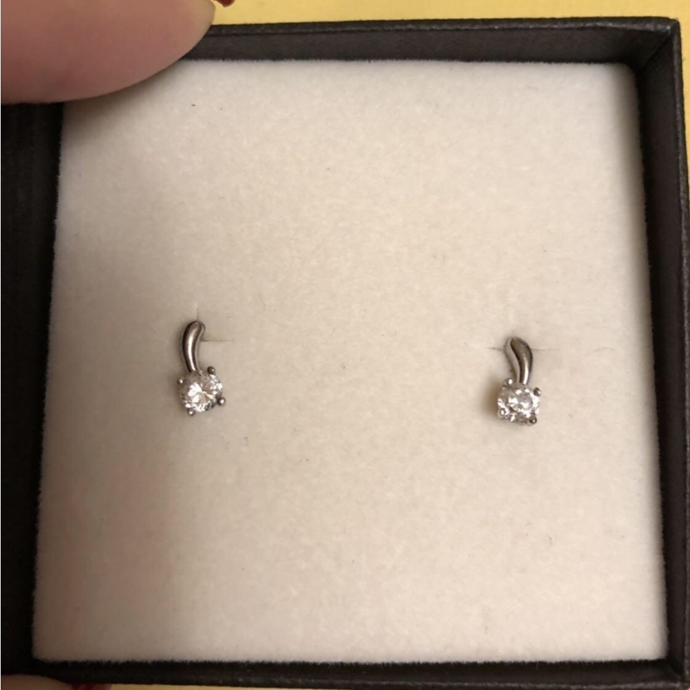 SILVER EARRINGS
